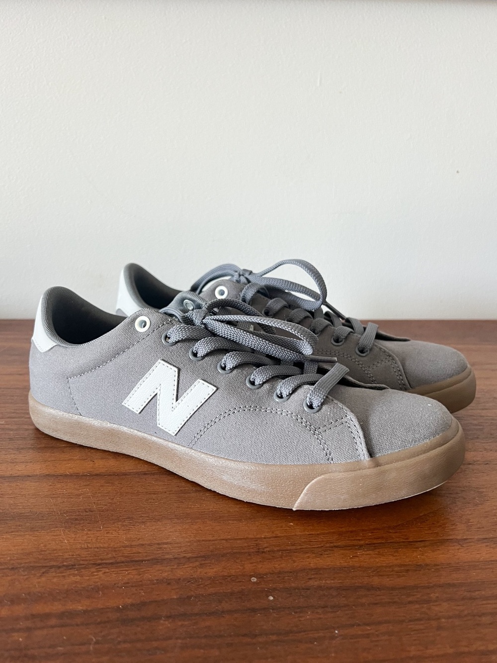 New Balance All Coast Numeric 210 Canvas Skate Shoes Gray Gum Men's Size 10.5